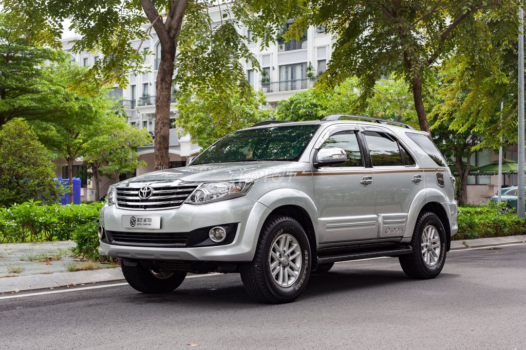 Toyota Fortuner 2.7V 4x2 AT 2014 - 120000 km. Mua bán Ô tô tại Thành phố Thủ Đức Tp Hồ Chí Minh được đăng bởi H2T Auto hình 3