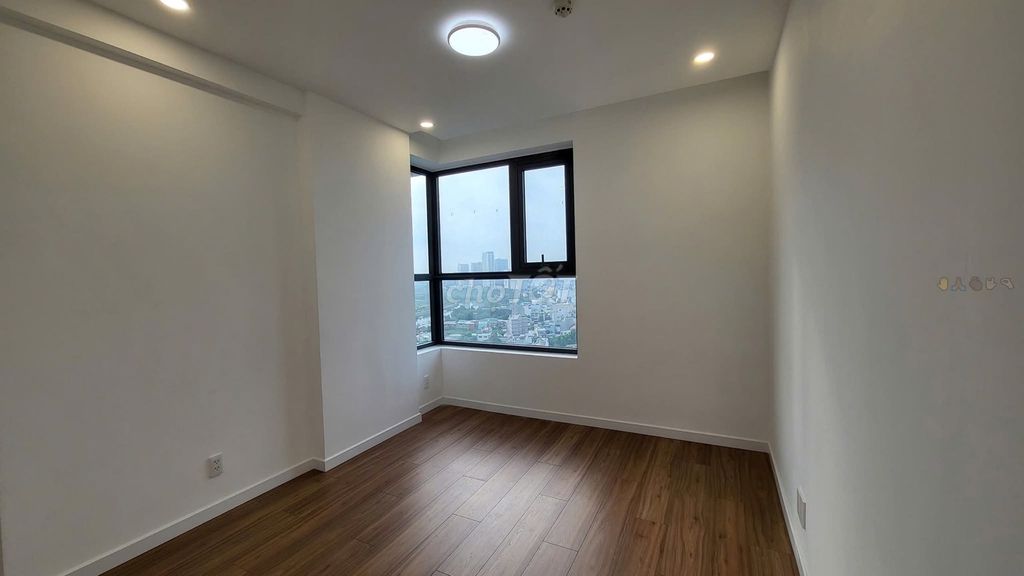 Продается квартира D'lusso в районе 2, вид на реку, верхний этаж