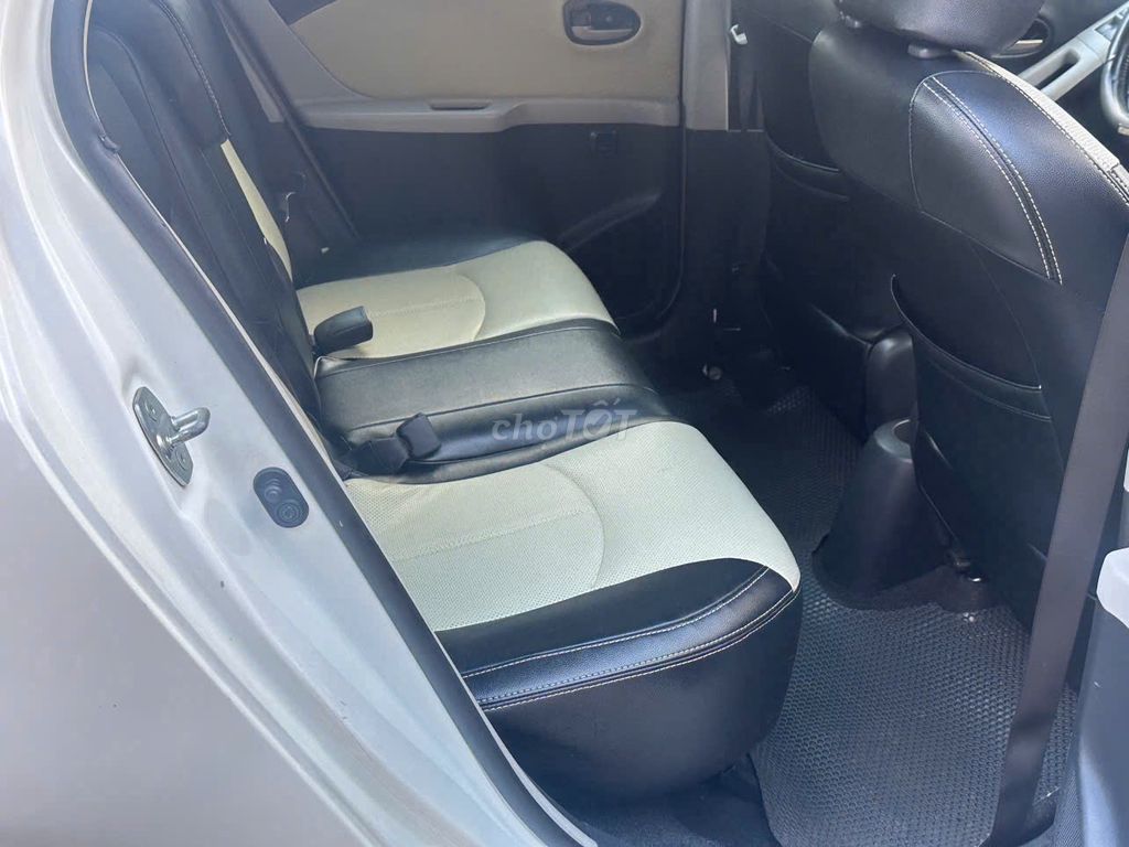 Toyota Yaris 1.3 AT nhập Nhật 2010. Mua bán Ô tô tại Quận Hoàng Mai Hà Nội được đăng bởi Thanh auto hình 2