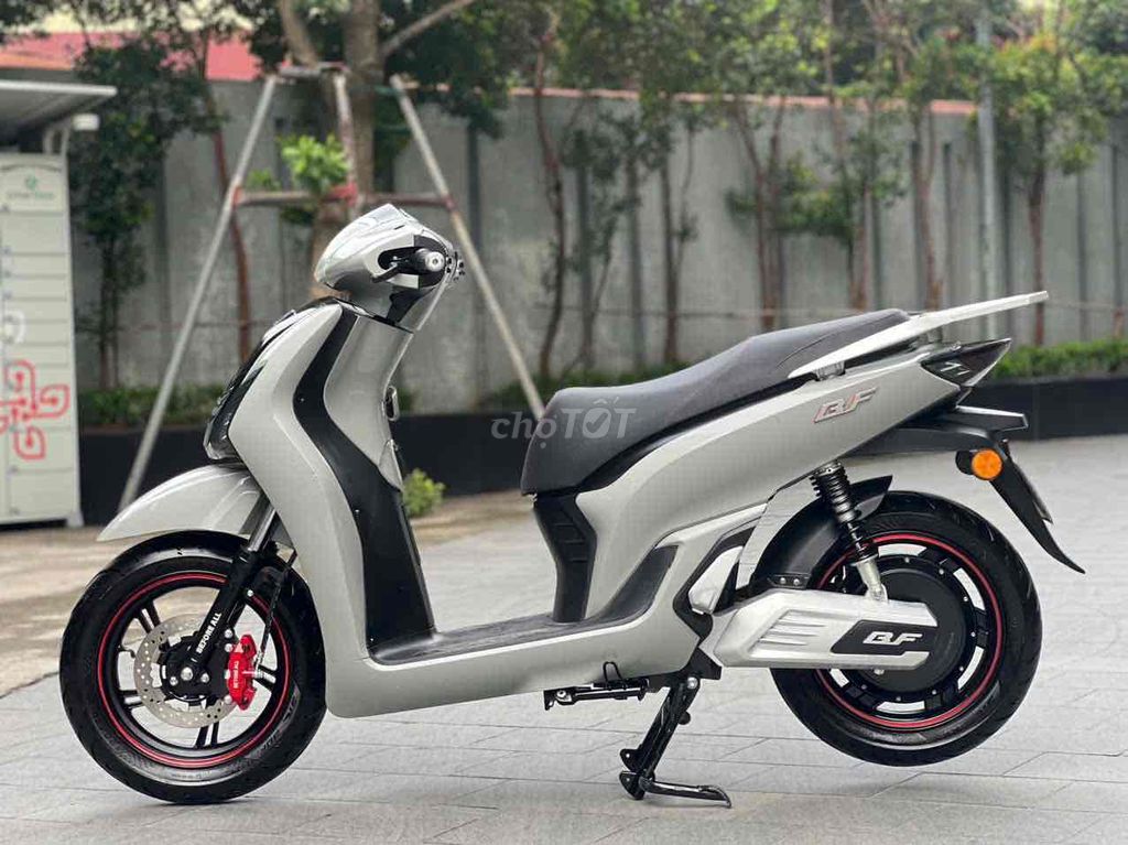 Электроскутер BF SH Electric 2025, цементный серый