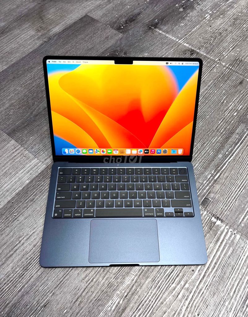 MacBook Air M2 13 inch/8GB/256GB Midnight. Mua bán Laptop tại Thành phố Thủ Dầu Một Bình Dương được đăng bởi TTCenter 484 NÚI THÀNH hình 1