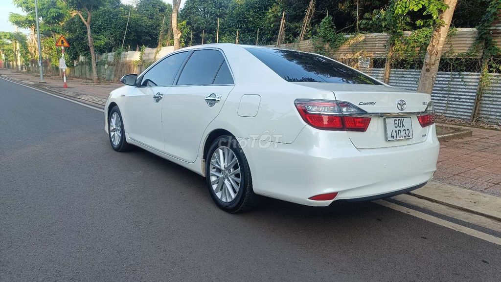 Toyota Camry 2018 2.0E xe đẹp