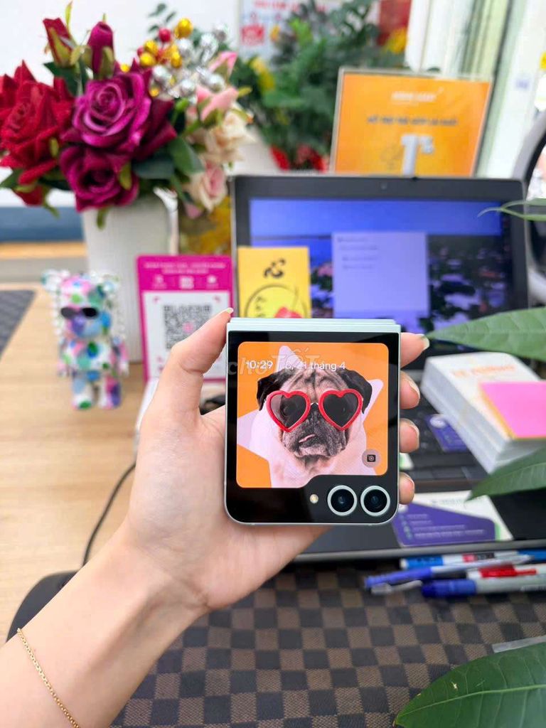 Samsung Galaxy Z Flip 6 256GB Trắng. Mua bán Điện thoại tại Quận Gò Vấp Tp Hồ Chí Minh được đăng bởi Minh phương hình 1