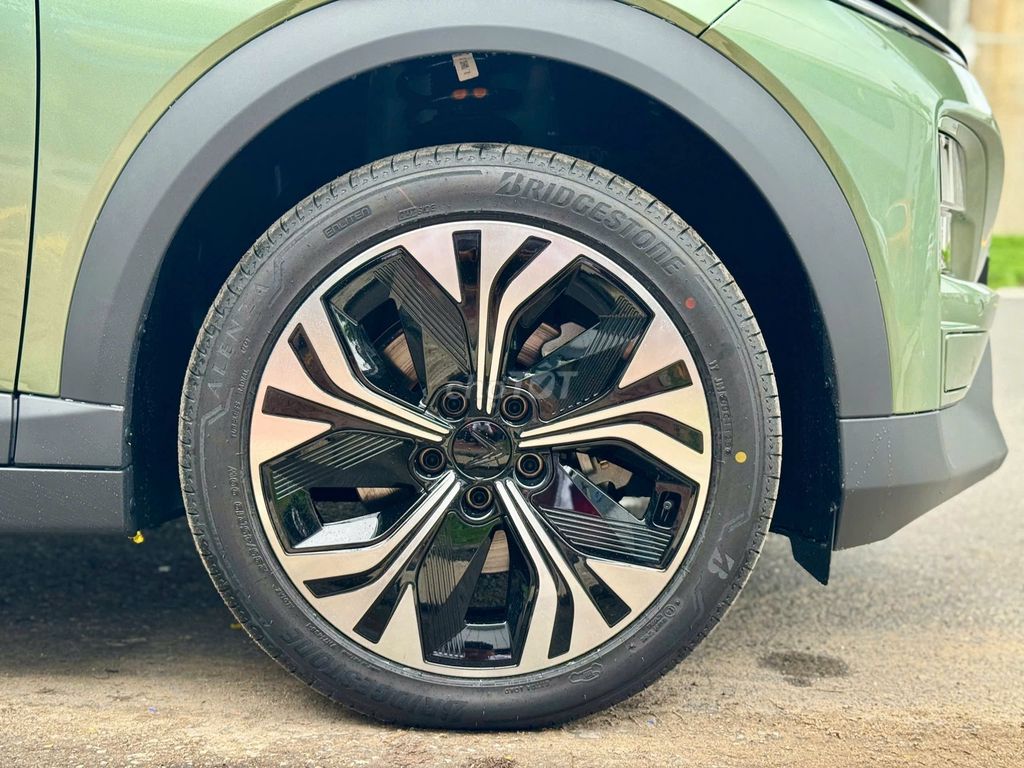 VinFast VF6 Trả 120 Triệu Bao HS Giao Xe Ngay. Mua bán Ô tô tại Quận Bình Thạnh Tp Hồ Chí Minh được đăng bởi Hồ Hoàng Hải hình 5