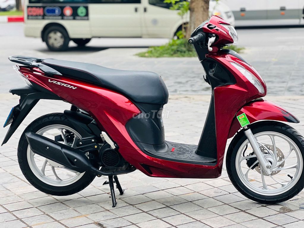 HONDA VISION 110 FI ĐỎ MẬN 223 BẢN CAO CẤP BAO ZIN. Mua bán Xe máy tại Quận Cầu Giấy Hà Nội được đăng bởi Mai Khánh hình 4
