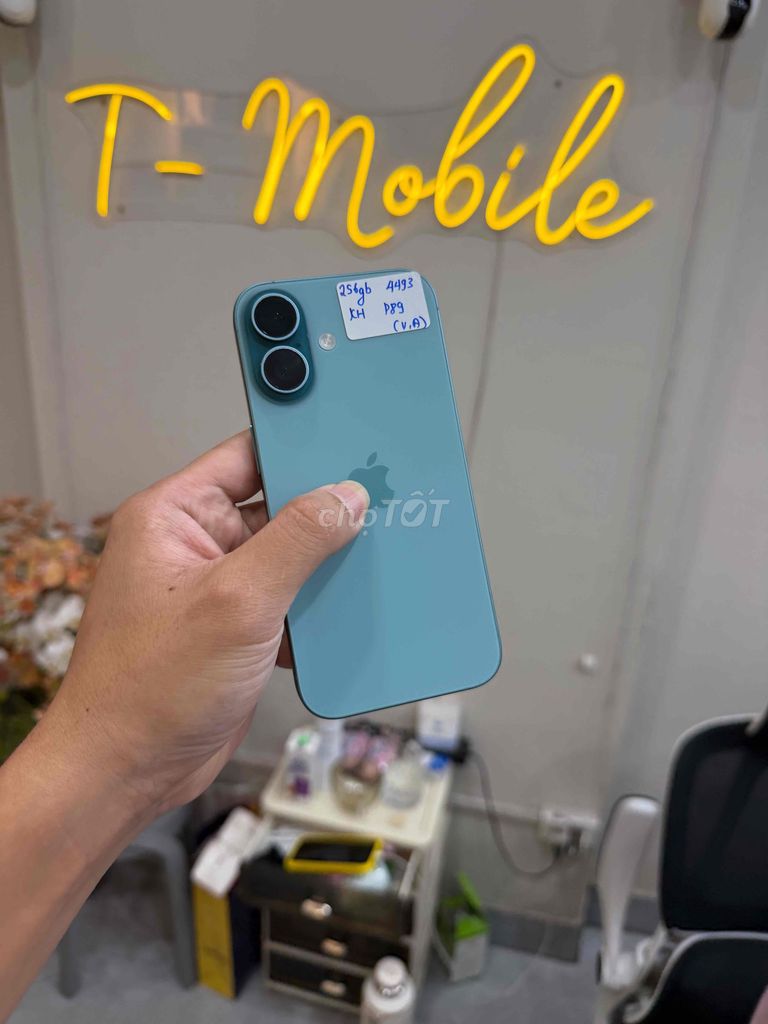 16 256Gb Quốc Tế zin đẹp pin 90% khay sim. Mua bán Điện thoại tại Quận Thanh Xuân Hà Nội được đăng bởi Ngô Tráng T Mobile hình 1