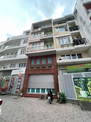 Cần cho thuê nhà hẻm 456 Cao Thắng. DT: 4,5m x 18m, 3 lầu . Hẻm 7m