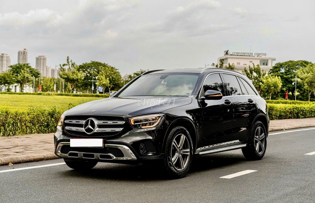 Mercedes Benz GLC 2021 200 - 55000 km. Mua bán Ô tô tại Thành phố Thủ Đức Tp Hồ Chí Minh được đăng bởi Trường Nguyễn Xe Sang hình 4