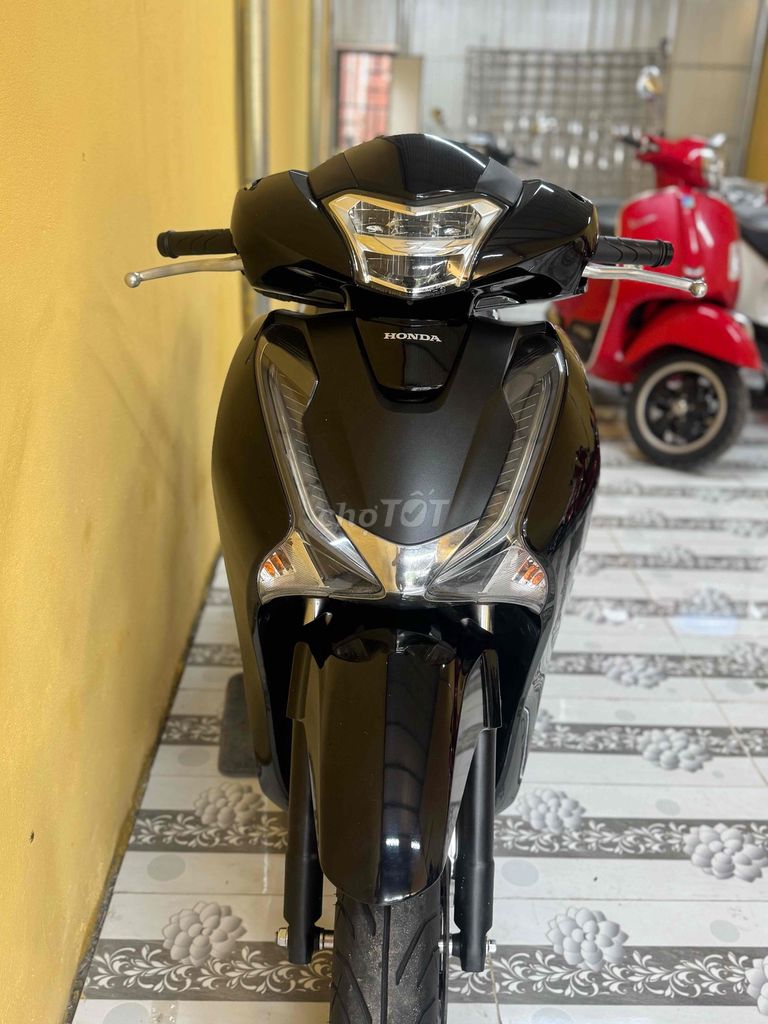 Sh 125 đời 2019 đen bóng mới keng 43E1-511.53. Mua bán Xe máy tại Quận Sơn Trà Đà Nẵng được đăng bởi Minh Dũng bán trả góp 136 vân đồn  hình 5