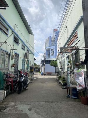 BÁN NHÀ 2 LẦU - HẺM XE HƠI NGÔ CHÍ QUỐC BÌNH CHIỂU THỦ ĐỨC.. Mua bán nhà ở tại Thành phố Thủ Đức Tp Hồ Chí Minh được đăng bởi Kiệt Phạm