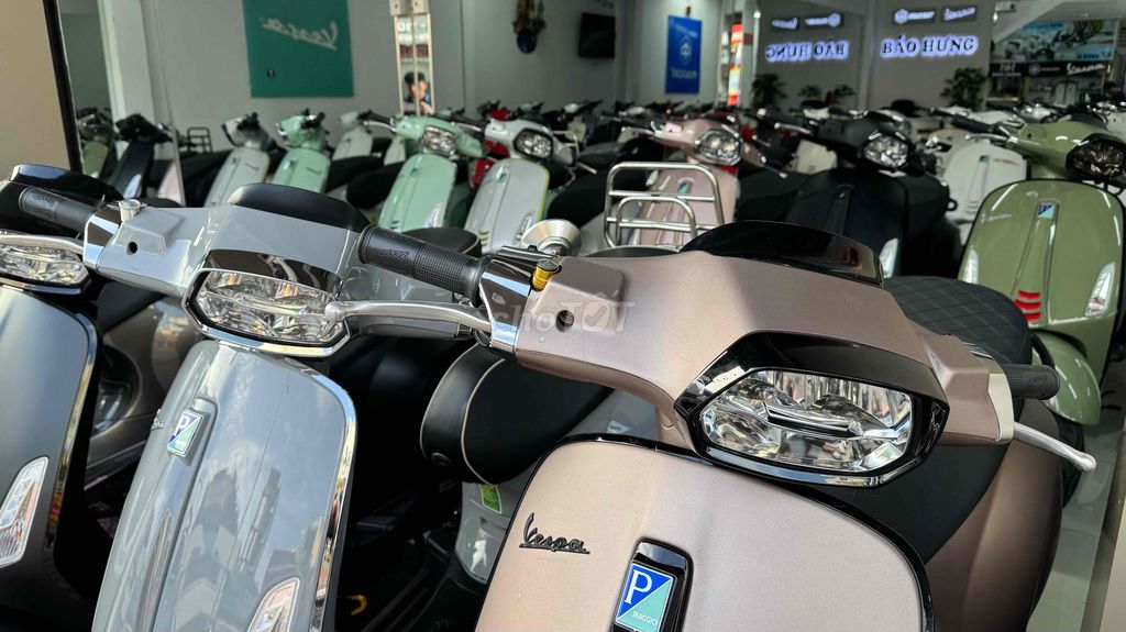 Vespa Vàng đồng tft chính chủ. Mua bán Xe máy tại Quận Phú Nhuận Tp Hồ Chí Minh được đăng bởi VESPA  PIAGGIO BẢO HƯNG Vespa cũ trả góp  hình 14