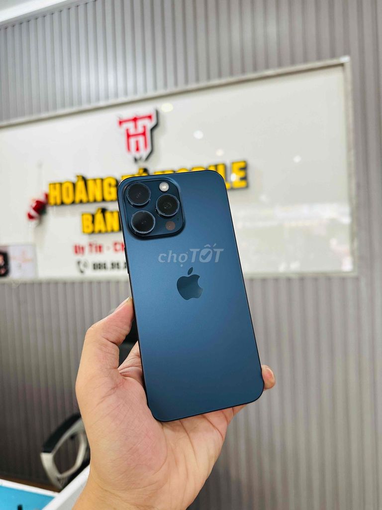 Apple iPhone 15 Pro Max 256GB Xanh 82%. Mua bán Điện thoại tại Quận Liên Chiểu Đà Nẵng được đăng bởi Hoàng Tú MB hình 1