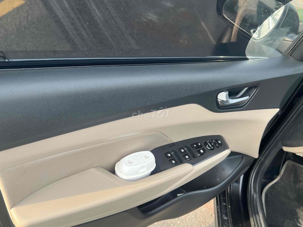 Hyundai Accent 2018 Mt bản full. Mua bán Ô tô tại Thành phố Thủ Đức Tp Hồ Chí Minh được đăng bởi Nguyễn Tiến Dũng hình 7