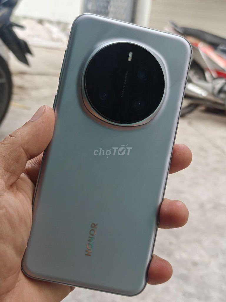 Honor Magic 7 Pro 256GB Xám Đã sử dụng. Mua bán Điện thoại tại Thành phố Bến Tre Bến Tre được đăng bởi Lê Trường hình 1
