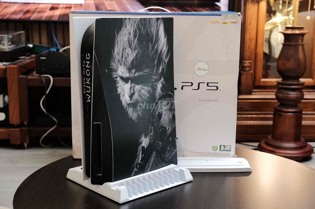 PS5 Fat Standard 1TB Đen 2 tay cầm ( có ổ đĩa ). Mua bán Thiết bị chơi game tại Quận Bình Thạnh Tp Hồ Chí Minh được đăng bởi Vân Anh 2Tech House hình 1