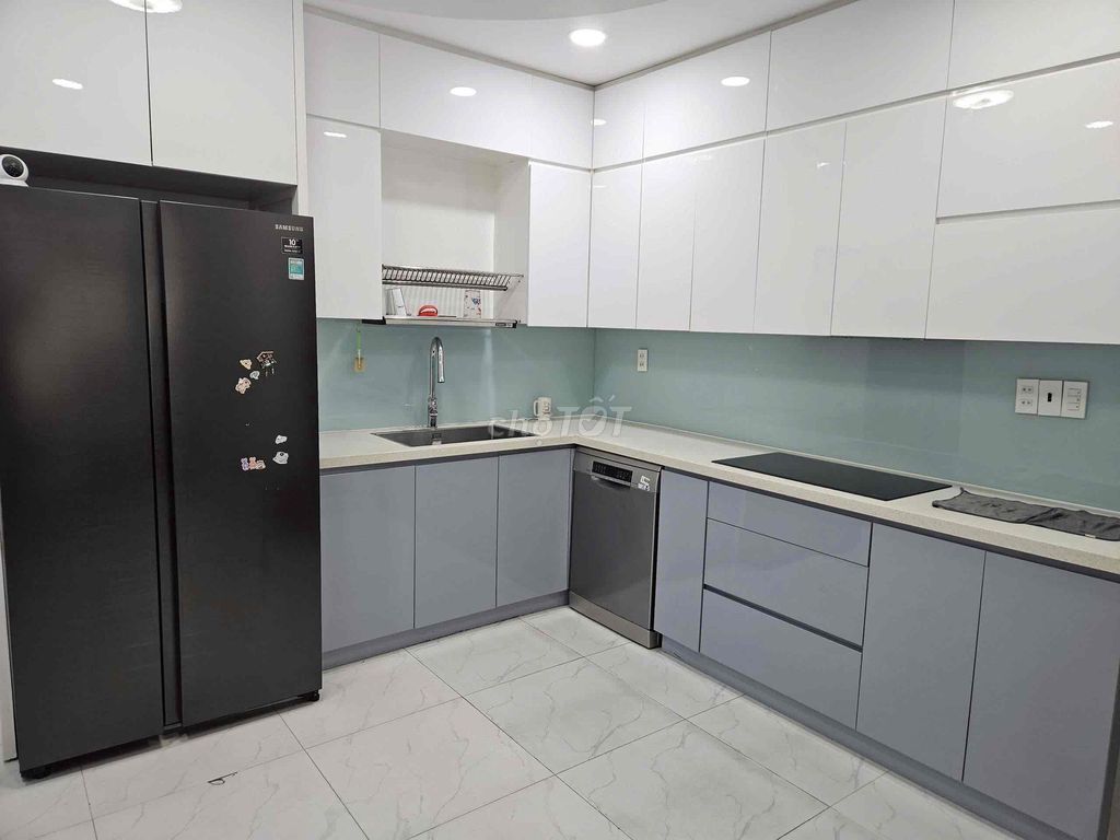 NHÀ MẶT TIỀN ĐƯỜNG HIỀN VƯƠNG FULL NỘI THẤT - 4m x 20m - 2 LẦU- 3PN