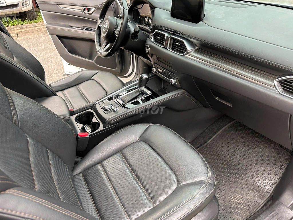 Мазда CX5 2.0 Премиум 2023 Белая 53 000 км