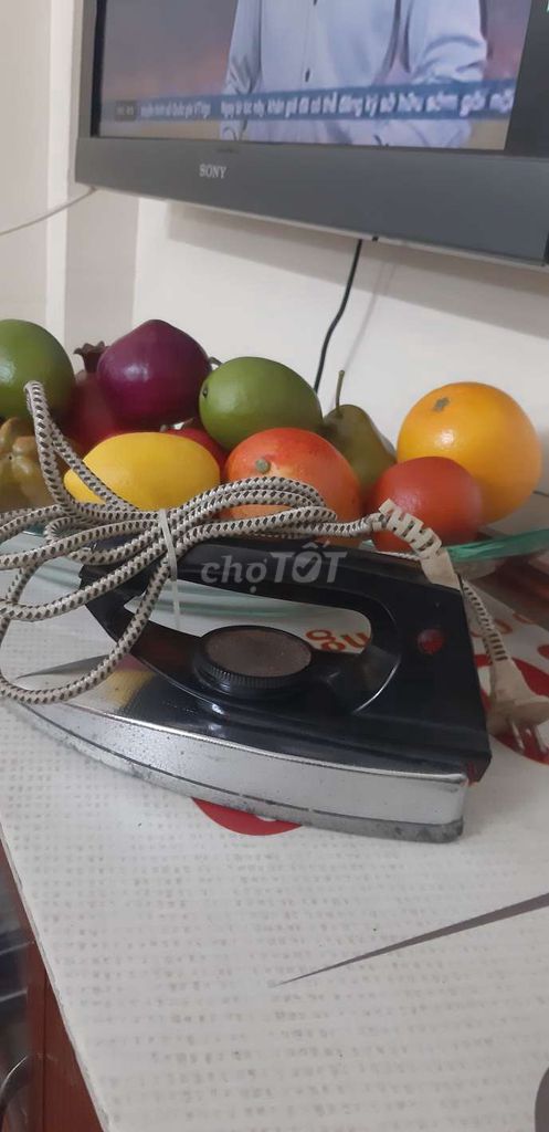 Bàn là Liên Xô Đen, Bạc. Mua bán Nội thất, đồ gia dụng khác tại Quận Thanh Xuân Hà Nội được đăng bởi Hung Dang Dinh hình 1