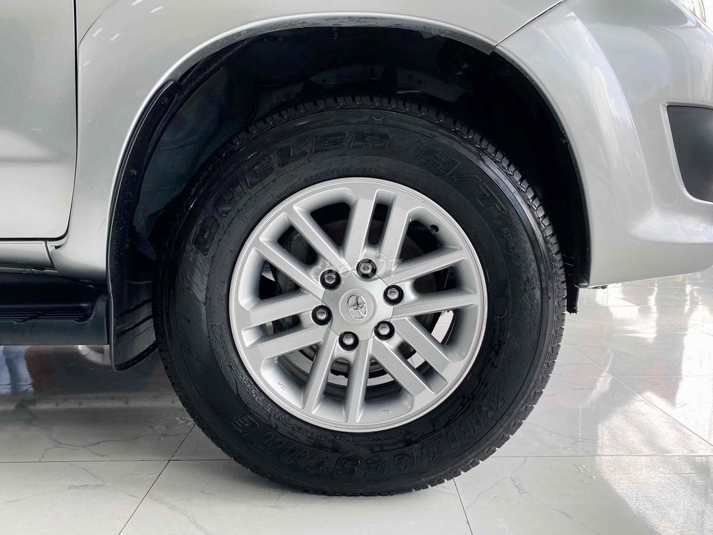 Toyota Fortuner 2013 2.7V 4x2 AT - 82000 km. Mua bán Ô tô tại Thành phố Thủ Đức Tp Hồ Chí Minh được đăng bởi Quốc Nhẫn hình 12
