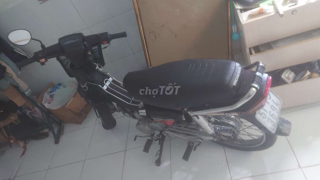 Dream Đài Loan , Xe đầy đủ chức năng, đề còi đèn. Mua bán Xe máy tại Huyện Bình Chánh Tp Hồ Chí Minh được đăng bởi Lê Đức hình 3