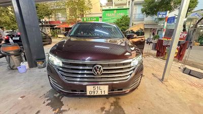 Viloran luxury đời 2024, màu đỏ, đi được 12000 km. Mua bán Ô tô tại Thành phố Thủ Đức Tp Hồ Chí Minh được đăng bởi Tu Than