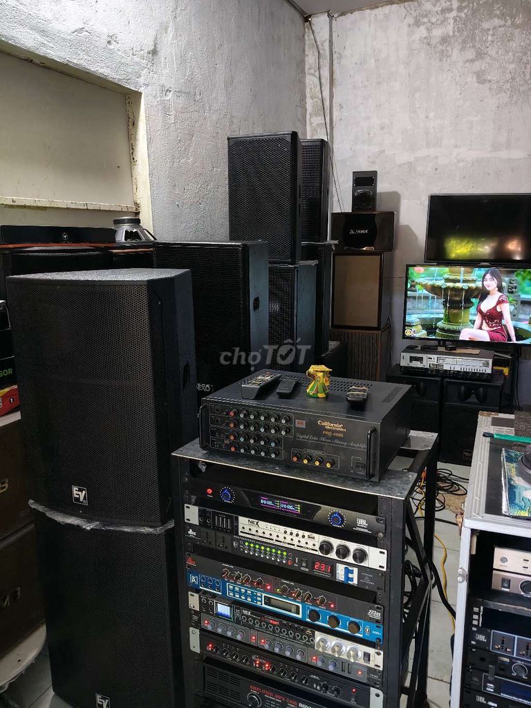 Loa Đen Đã sử dụng. Mua bán Tivi, Âm thanh tại Thành phố Vũng Tàu Bà Rịa - Vũng Tàu được đăng bởi âm thanh trường vũ hình 1