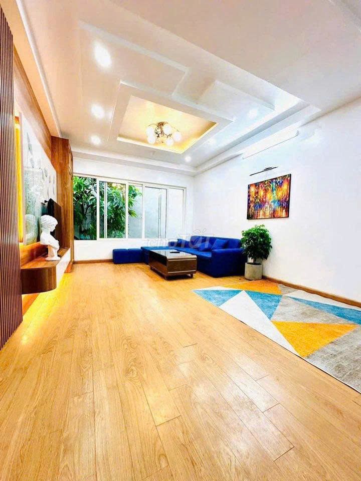 Cho thuê nhà Lạc Long Quân, Tây Hồ – 40m² 5 tầng – 3PN – full đồ  12tr