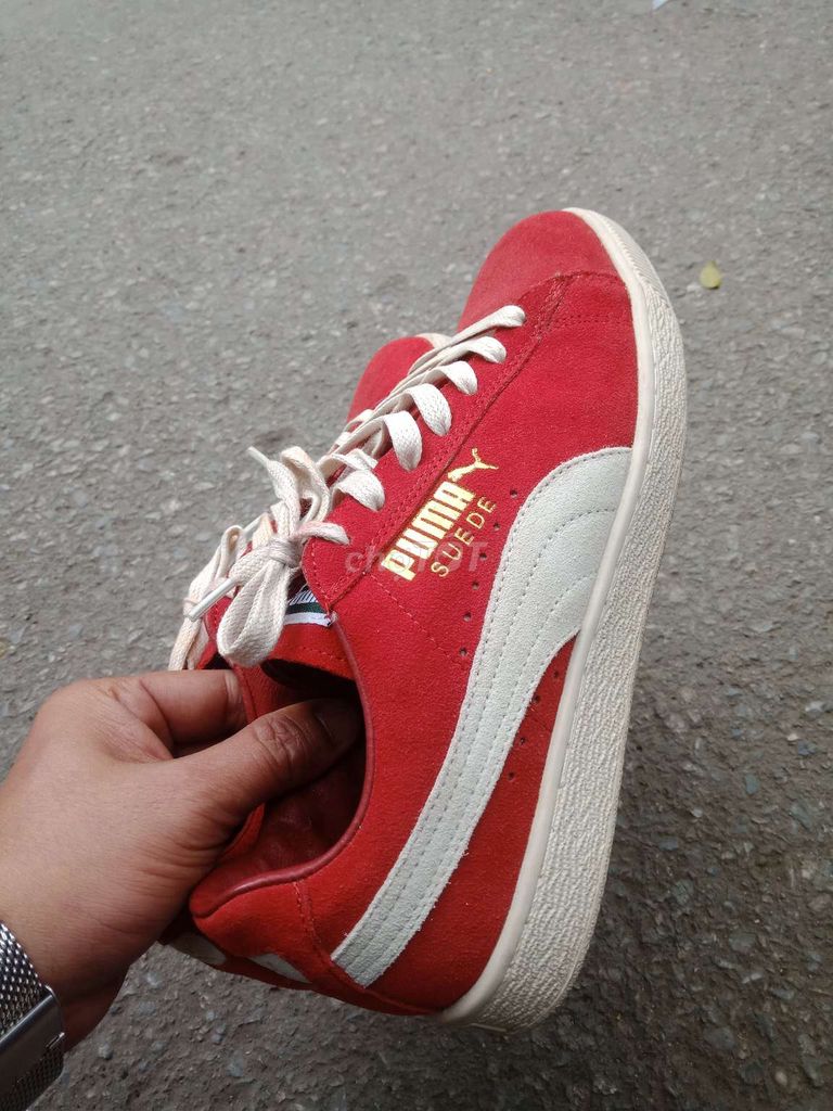 Giày thể thao Puma da lộn size42 mới 98%