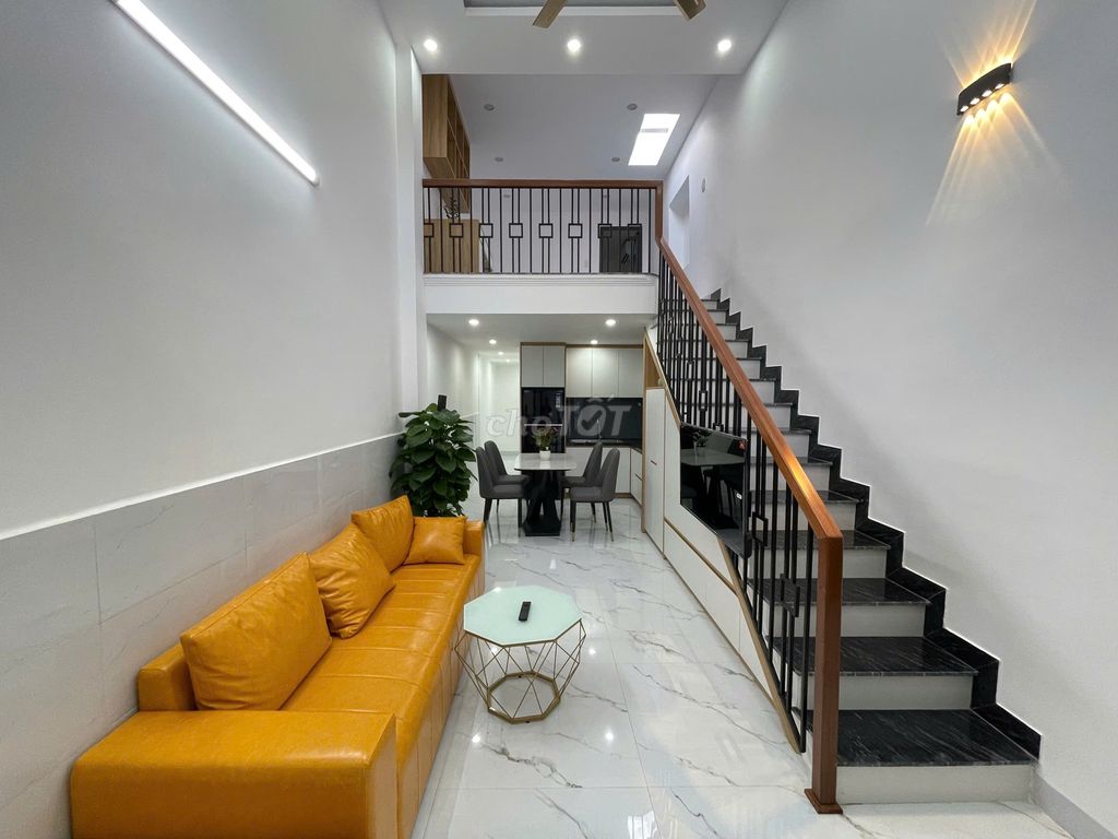 🏡 NHÀ GÁC LỬNG GẦN BẾN XE TRUNG TÂM – FULL NỘI THẤT – CHỈ HƠN 3 TỶ