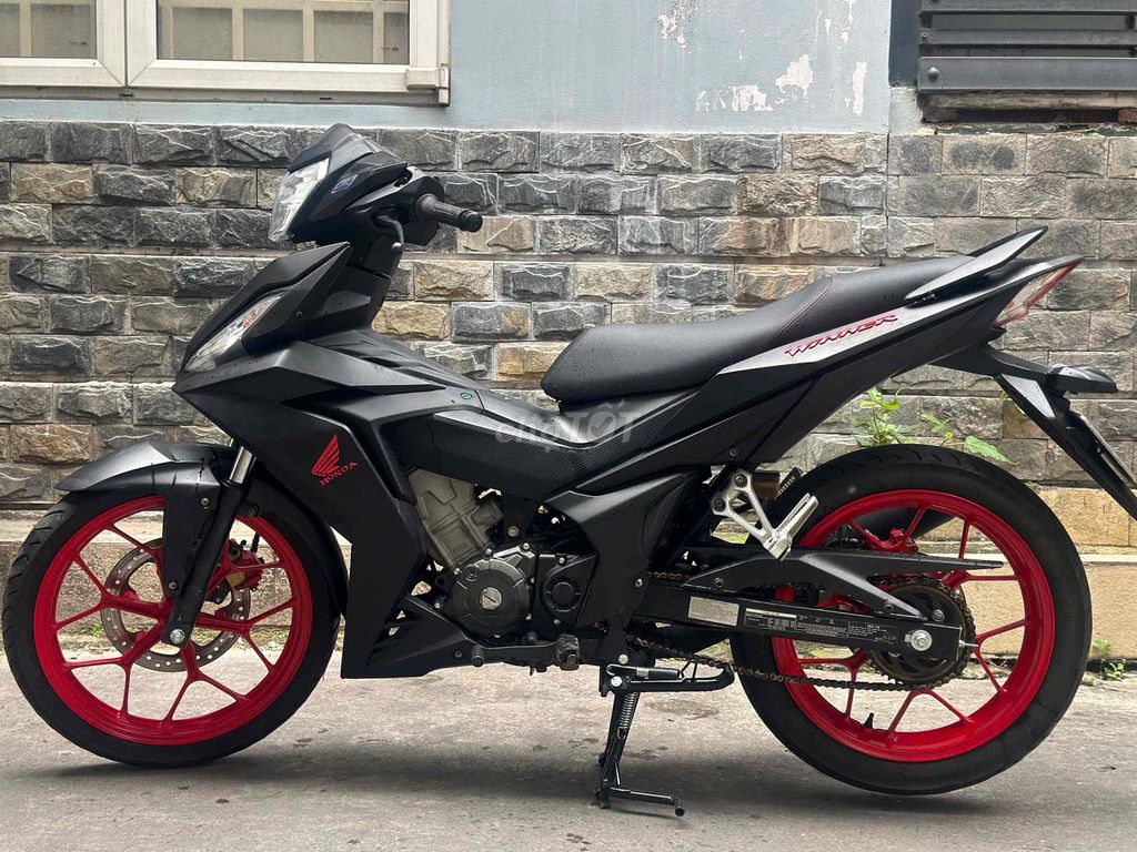 Honda Winner V1 2018 Đen 28000 km. Mua bán Xe máy tại Quận 10 Tp Hồ Chí Minh được đăng bởi a chinh hình 4