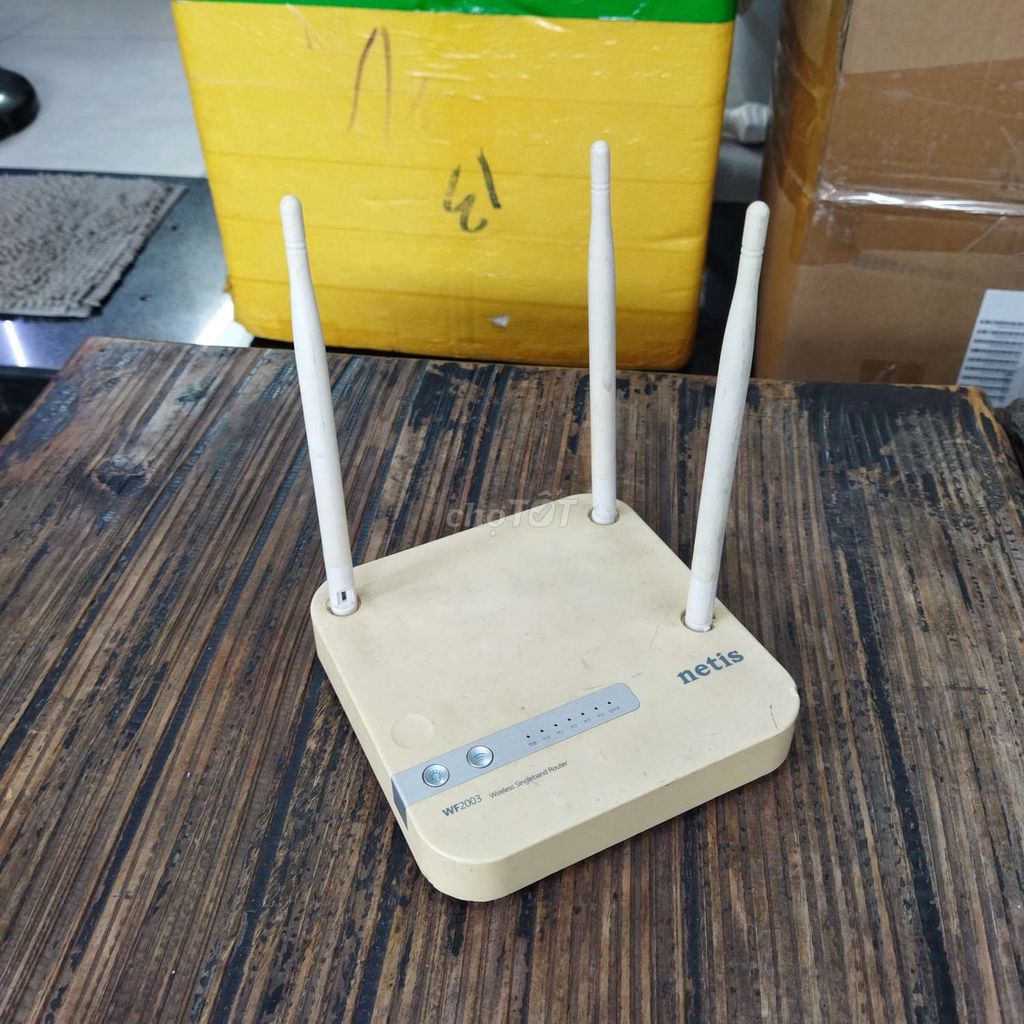 Phát wifi Netis WF2003 tốc độ 300mbps.