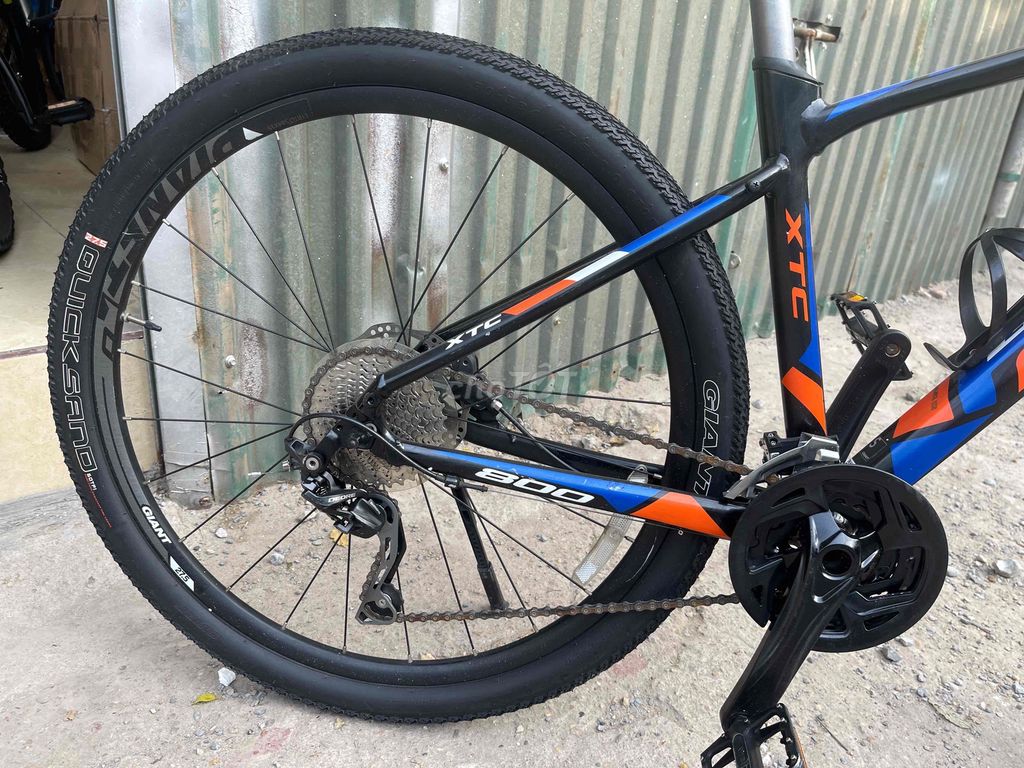 Xe đạp địa hình Giant XTC 800 Nhôm. Mua bán Xe đạp tại Quận Thanh Xuân Hà Nội được đăng bởi Sơn Lâm Bike 30 Ngõ 345 Khương Trung HN hình 2