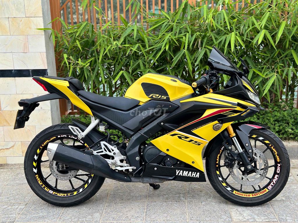 Yamaha R15 V3 - 2020 màu Hot - nguyên zin bs 43