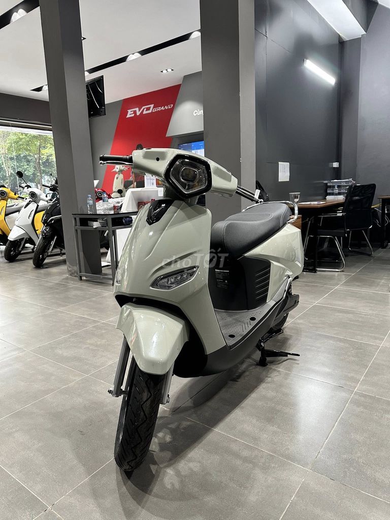 VINFAST VERO X - SẴN XE ĐỦ MÀU + TẶNG VOUCHER 200K. Mua bán Xe máy tại Quận Bình Tân Tp Hồ Chí Minh được đăng bởi VinFast Official Store hình 2