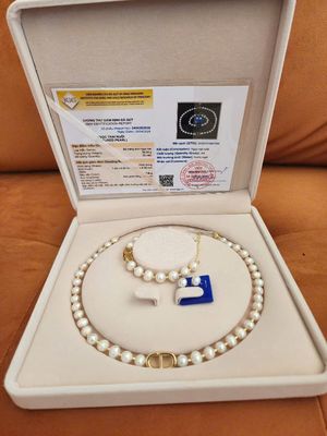 Combo chuỗi ngọc trai nước ngọt hãng DIOR bông tai. Mua bán Phụ kiện thời trang khác tại Thị xã Bến Cát Bình Dương được đăng bởi Trang Sức PND