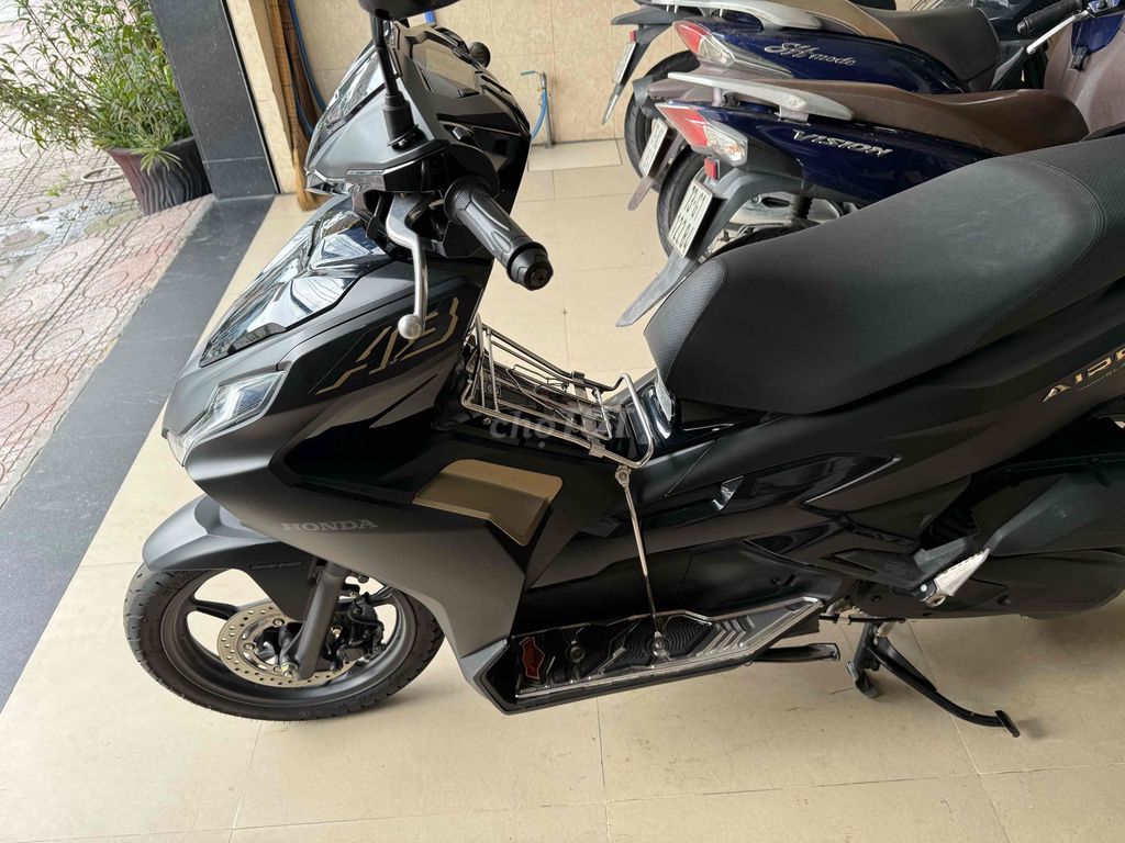 Honda Air Blade 4val đời 2025 chạy lướt 3600km