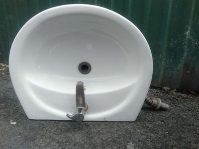 Bồn rửa mặt lavabo cao cấp. Mua bán Thiết bị vệ sinh, nhà tắm tại Quận Tân Bình Tp Hồ Chí Minh được đăng bởi hoàng