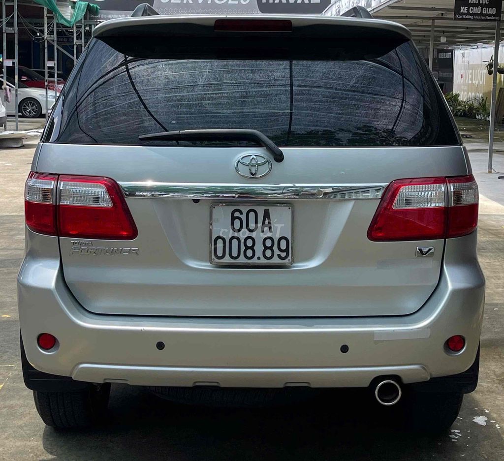 Toyota Fortuner 2011 2.7V - 34000 km. Mua bán Ô tô tại Quận 12 Tp Hồ Chí Minh được đăng bởi F2Auto hình 2