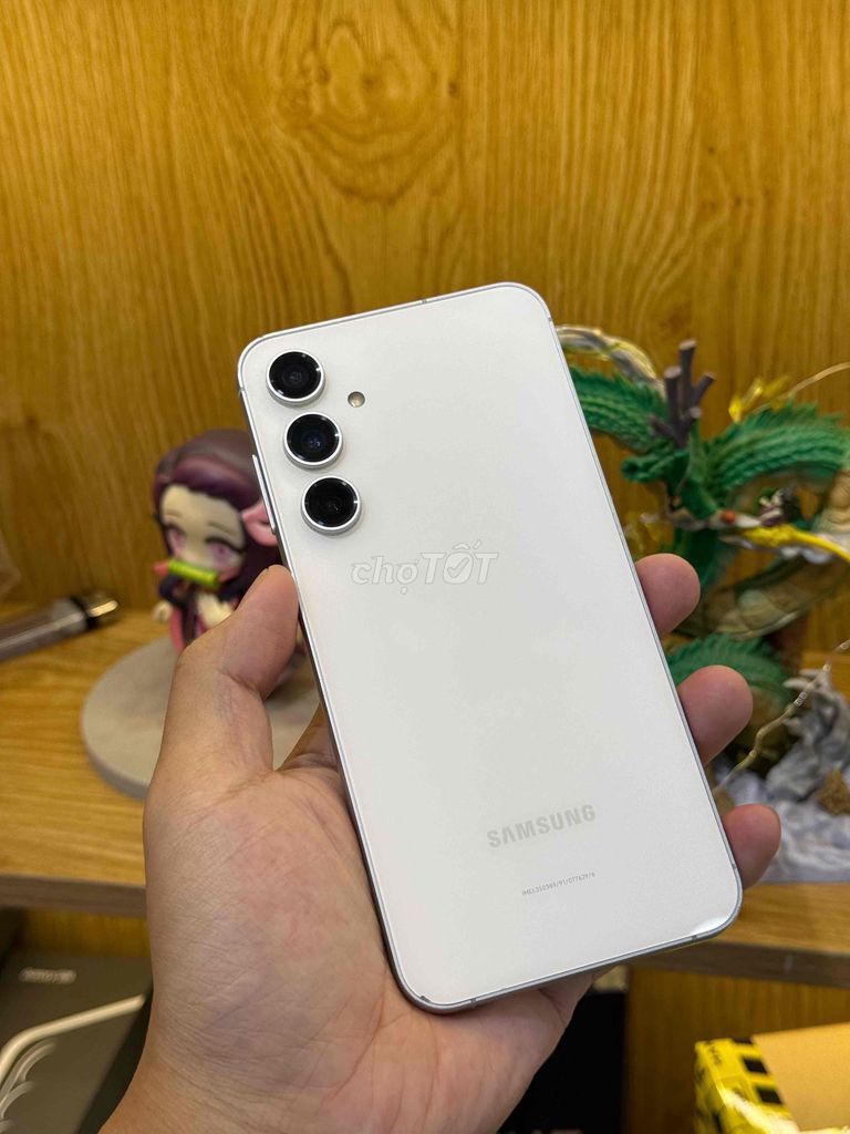 Samsung S23 FE 128GB Trắng Like New. Mua bán Điện thoại tại Quận 10 Tp Hồ Chí Minh được đăng bởi Hậu Lưu hình 1