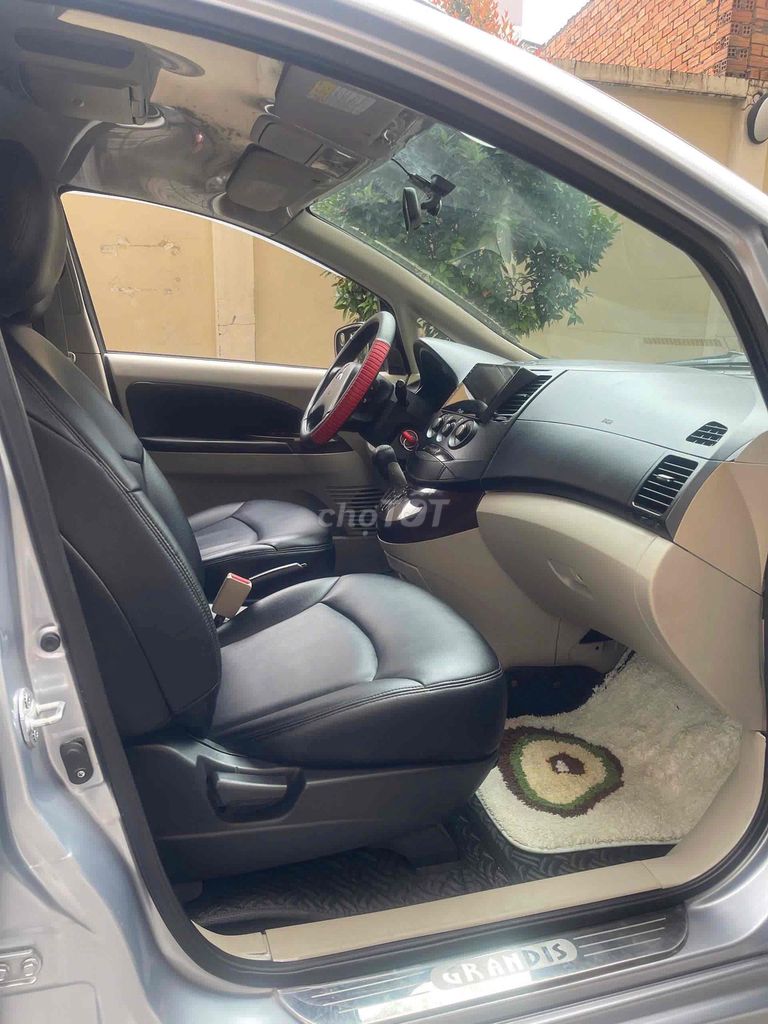 Mitsubishi Grandis 2009 2.4 Mivec - 138000 km. Mua bán Ô tô tại Quận 11 Tp Hồ Chí Minh được đăng bởi Huy Lê Đình hình 10