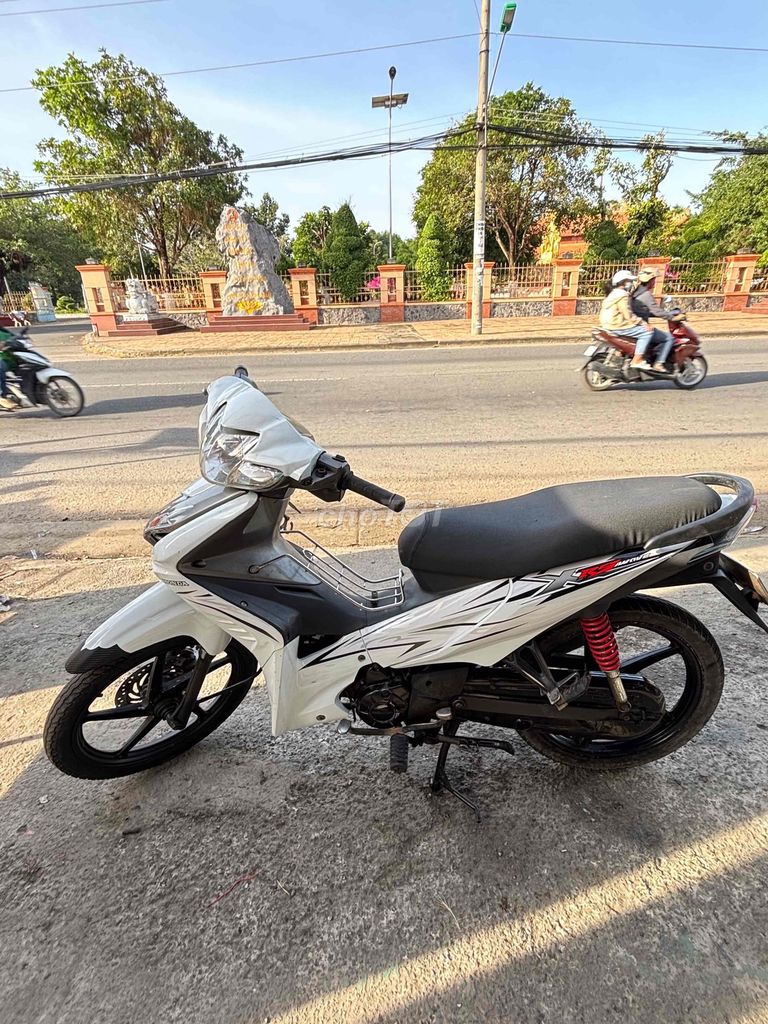 Wave RSX. Mua bán Xe máy tại Quận Bình Thuỷ Cần Thơ được đăng bởi Kim Chiến hình 1