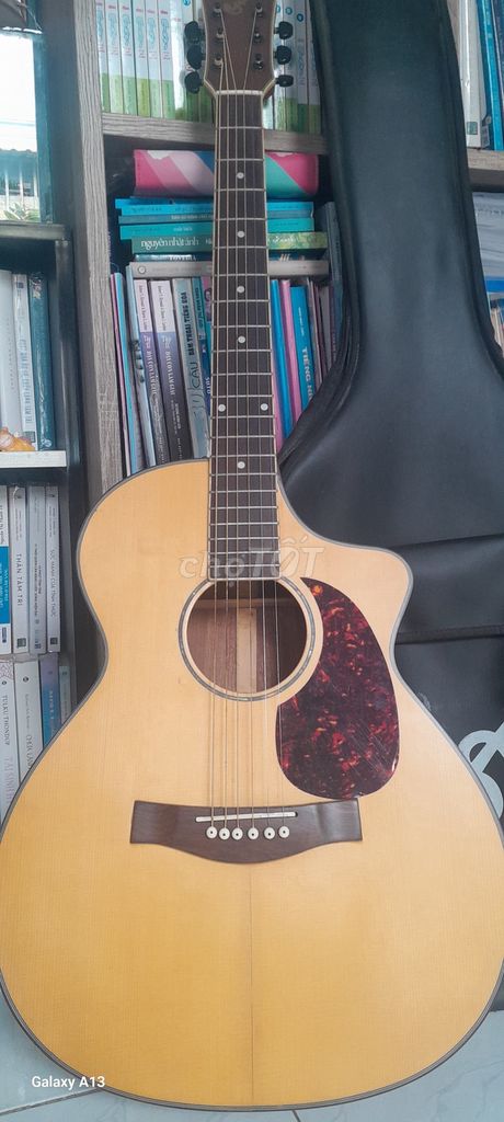 Đàn guitar Acoustic Vàng nhạt. Mua bán Nhạc cụ tại Quận 12 Tp Hồ Chí Minh được đăng bởi Lê Trâm hình 1