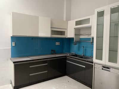 Bán lỗ nhà phố The Seasons giá 6.7 tỷ, DT 5x20 1T 3L ST, Sổ sẵn. Mua bán nhà ở tại Thành phố Thuận An Bình Dương được đăng bởi MINH TRÍ