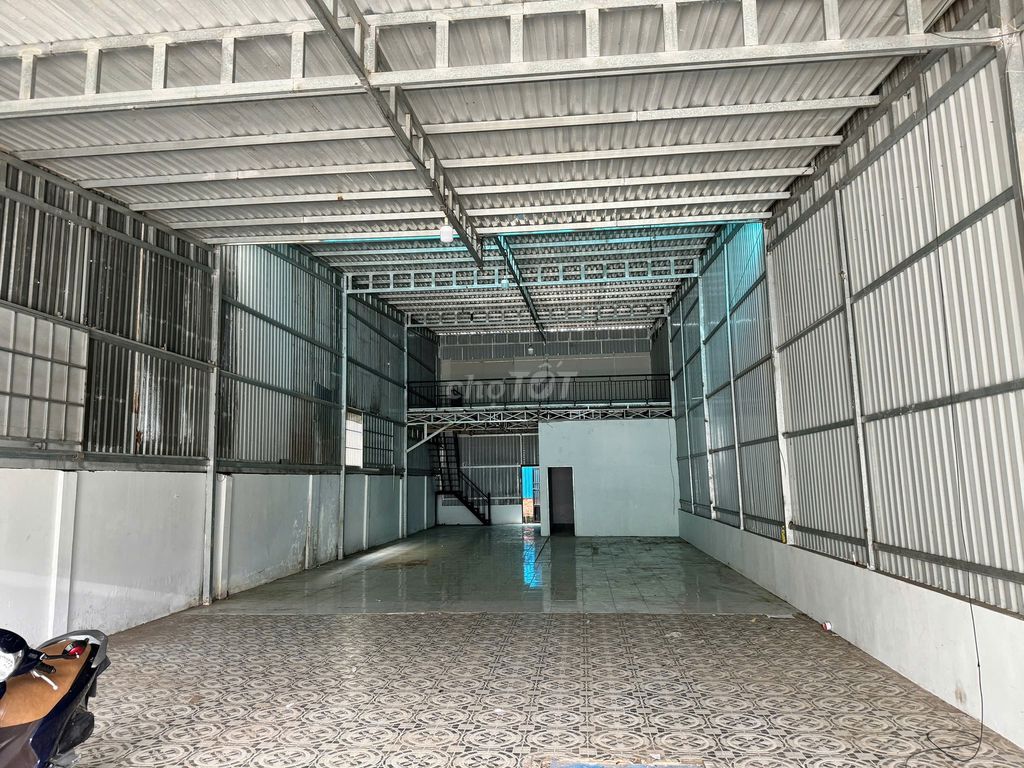 Xưởng 250m2 nhà xường gần Đương Dương Đình Hội