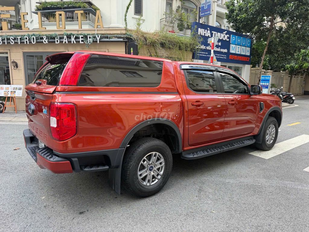 Ford Ranger XLS AT 2024 Красный 51.500 км Кожаный салон