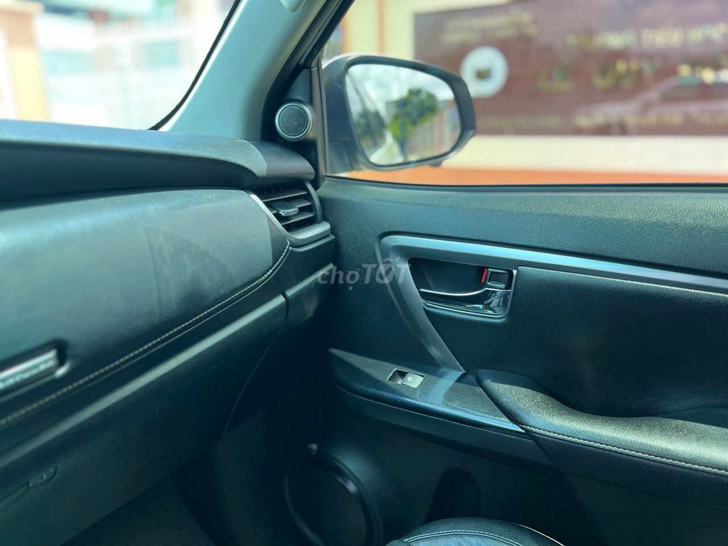 Fortuner 2023 dầu tự động 01 cầu xe còn cứng ngắt. Mua bán Ô tô tại Quận Gò Vấp Tp Hồ Chí Minh được đăng bởi Phan Trung Quân hình 17