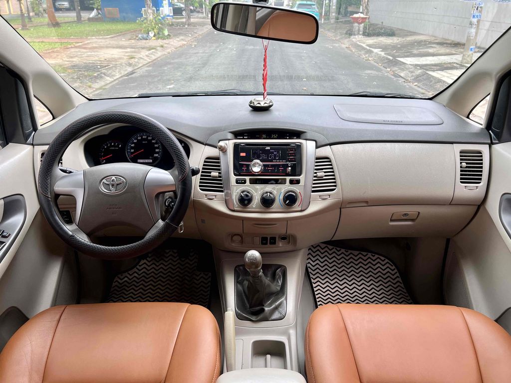 INNOVA 2.0E 2016 XE 1 CHỦ MUA MỚI XE ĐẸP MÁY ZIN. Mua bán Ô tô tại Quận Bình Tân Tp Hồ Chí Minh được đăng bởi UY TÍN CHẤT LƯỢNG HÀNG ĐẦU hình 5