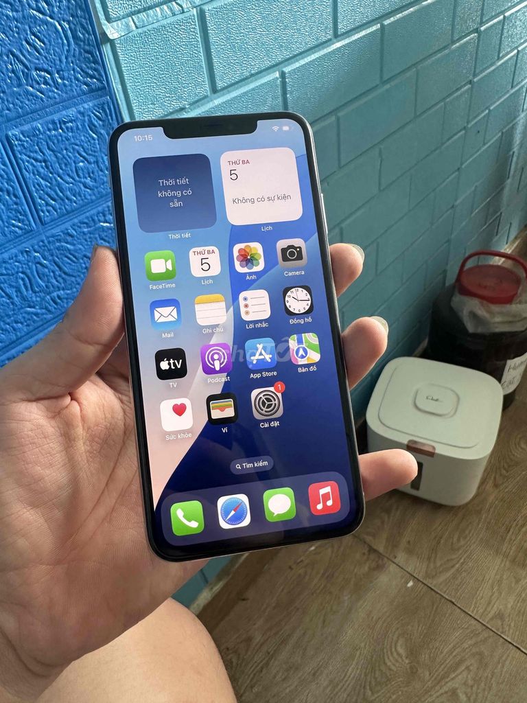 iPhone Xs Max zin full 64GB Trắng Quốc Tế. Mua bán Điện thoại tại Quận Liên Chiểu Đà Nẵng được đăng bởi Vũ Anh Tú hình 1
