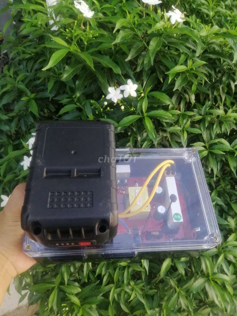 bộ phát điện 21V lên 220vac sóng sin chuẩn. Mua bán Phụ kiện (Màn hình, Chuột...) tại Huyện Phú Tân An Giang được đăng bởi Trương Anh kiệt hình 1