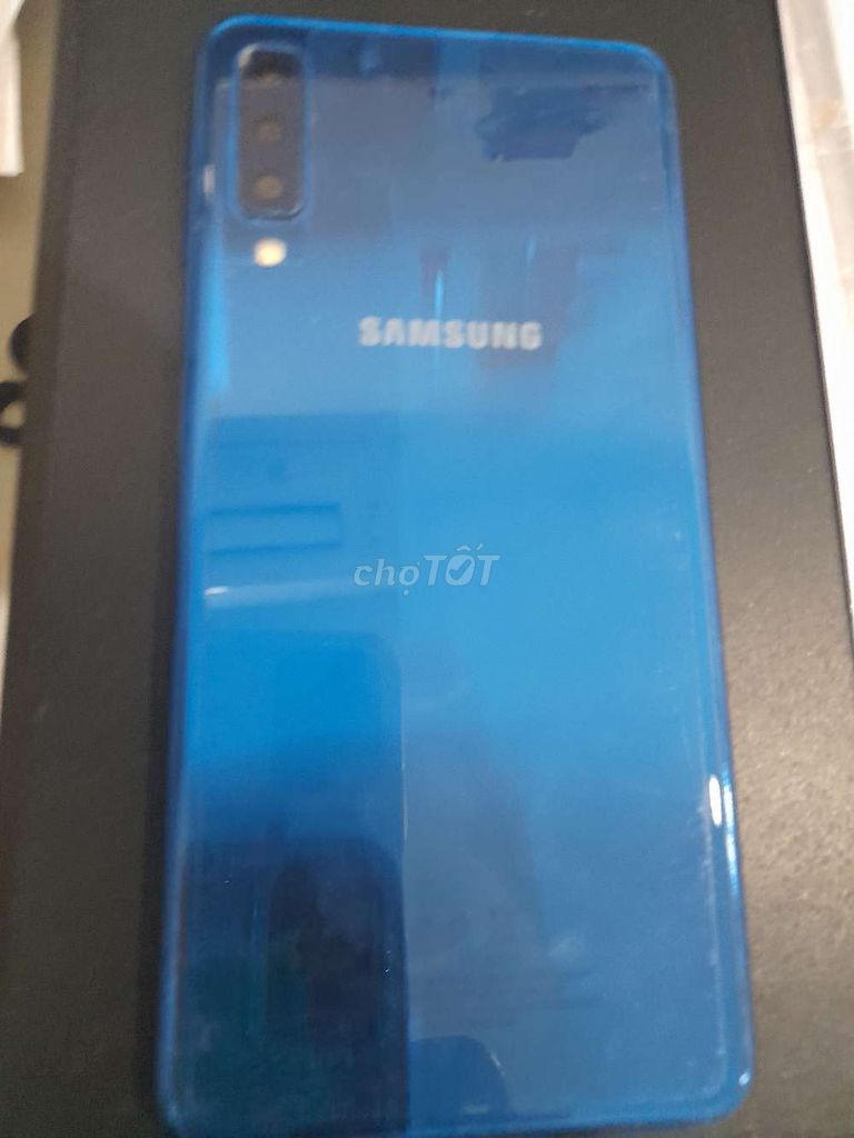Samsung A7 Xanh dương Đã sử dụng. Mua bán Điện thoại tại Quận 4 Tp Hồ Chí Minh được đăng bởi NTV hình 1